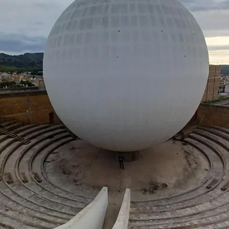 Palace Salaparuta