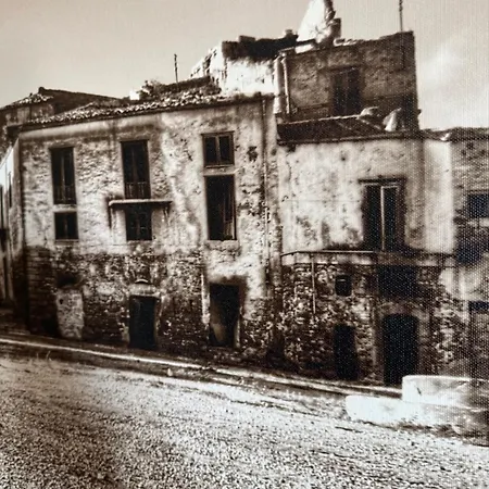 Palace לינה וארוחת בוקר Salaparuta
