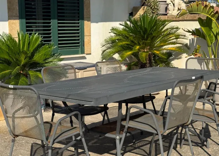 Bed & Breakfast Palace Salaparuta